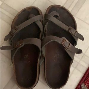 Around the Toe Birkenstock’s